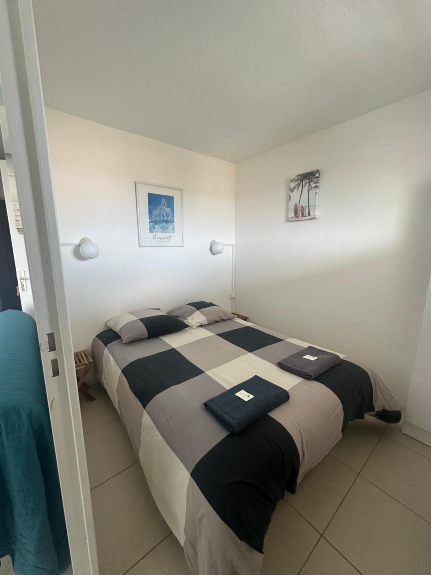 Bleu Marine Apts Лакано Екстер'єр фото